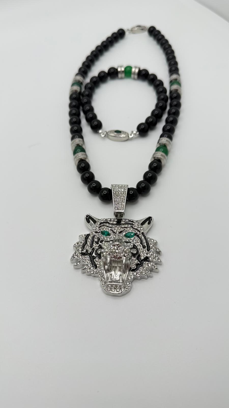El Tigre Black Onyx & Green Jade Necklace and Bracelet Set