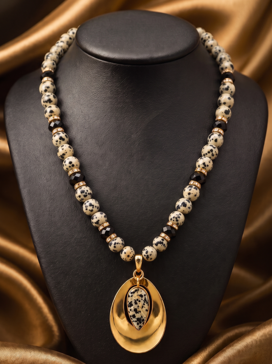 Savanna Noir necklace